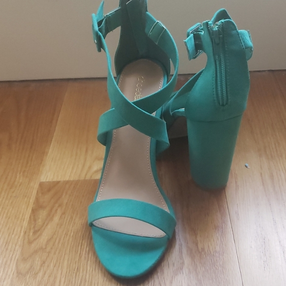 Teal Strappy Sandal - Picture 3 of 4